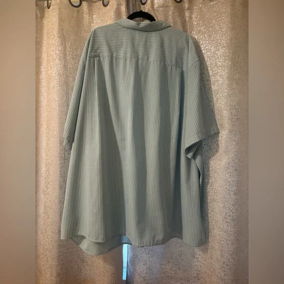 Harbor Bay Men's Green Striped Button Down Shirt - Picture 2 of 4